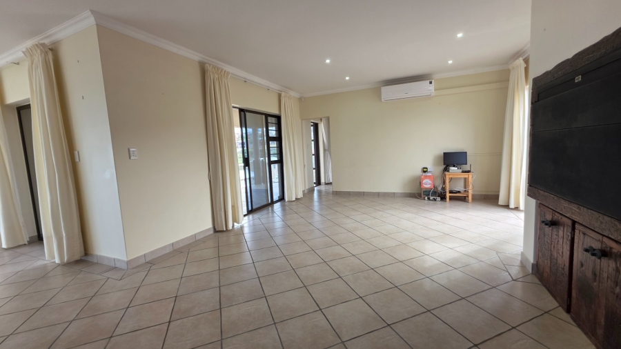 4 Bedroom Property for Sale in Dana Bay Western Cape